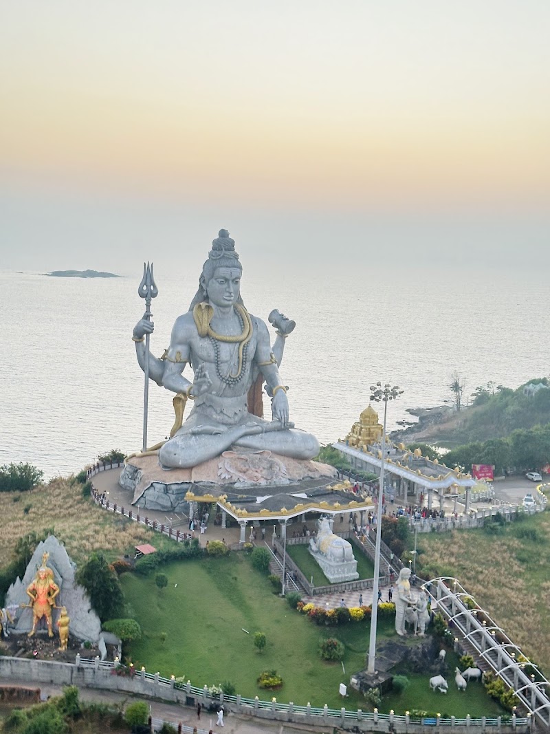 Murudeshwara Fisherman Beach - Murudeshwara Fisherman Beach 3FVP+GFJ, Murudeshwar Temple Hwy, Murdeshwar, Karnataka 581350, India