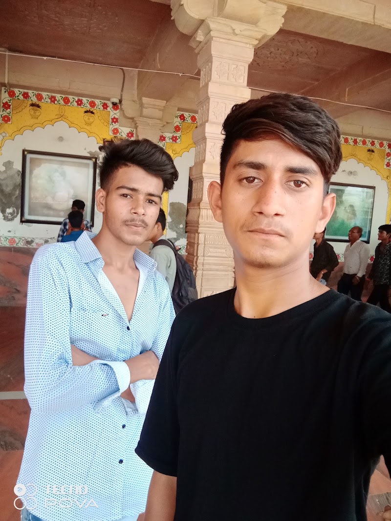 PUROHIT SADAN - PUROHIT SADAN, H7RW+WHJ, Udaipur - Bari Sadri - Bansi Rd, Mangalwar, Rajasthan 312024, India