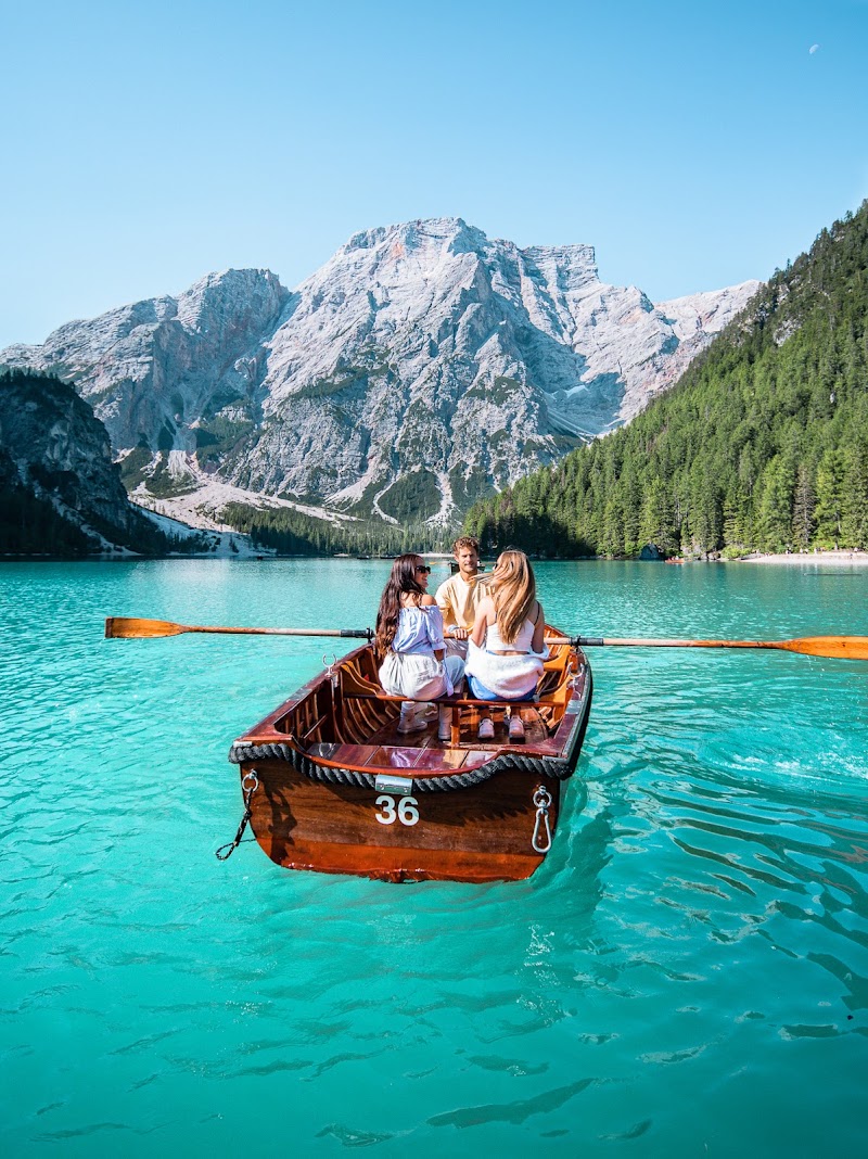 La Palafitta - Bootsverleih am Pragser Wildsee - La Palafitta - Bootsverleih am Pragser Wildsee, St.Veit, 39030 Braies BZ, Italy