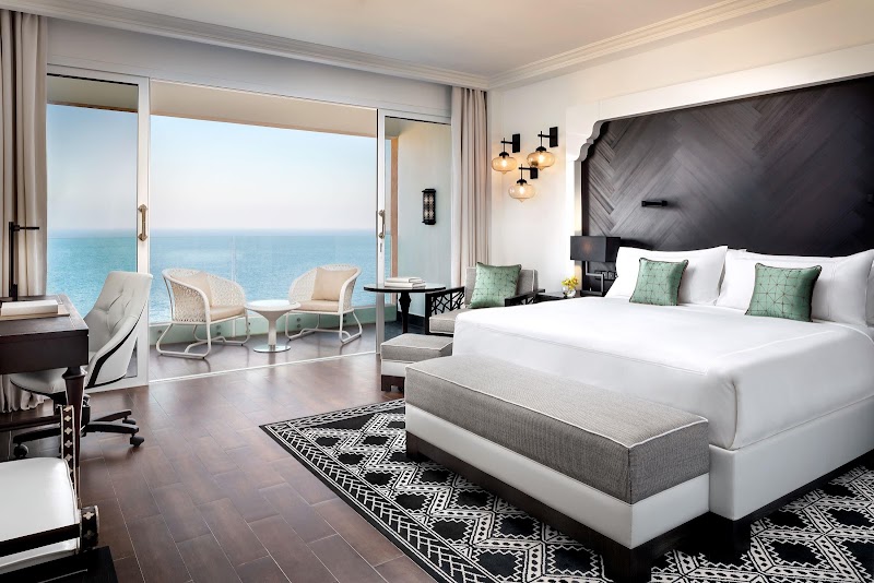 Fairmont Fujairah Beach Resort - Fairmont Fujairah Beach Resort Mina Al Fajer - Suwayfah - Al Fqait - Fujairah - United Arab Emirates