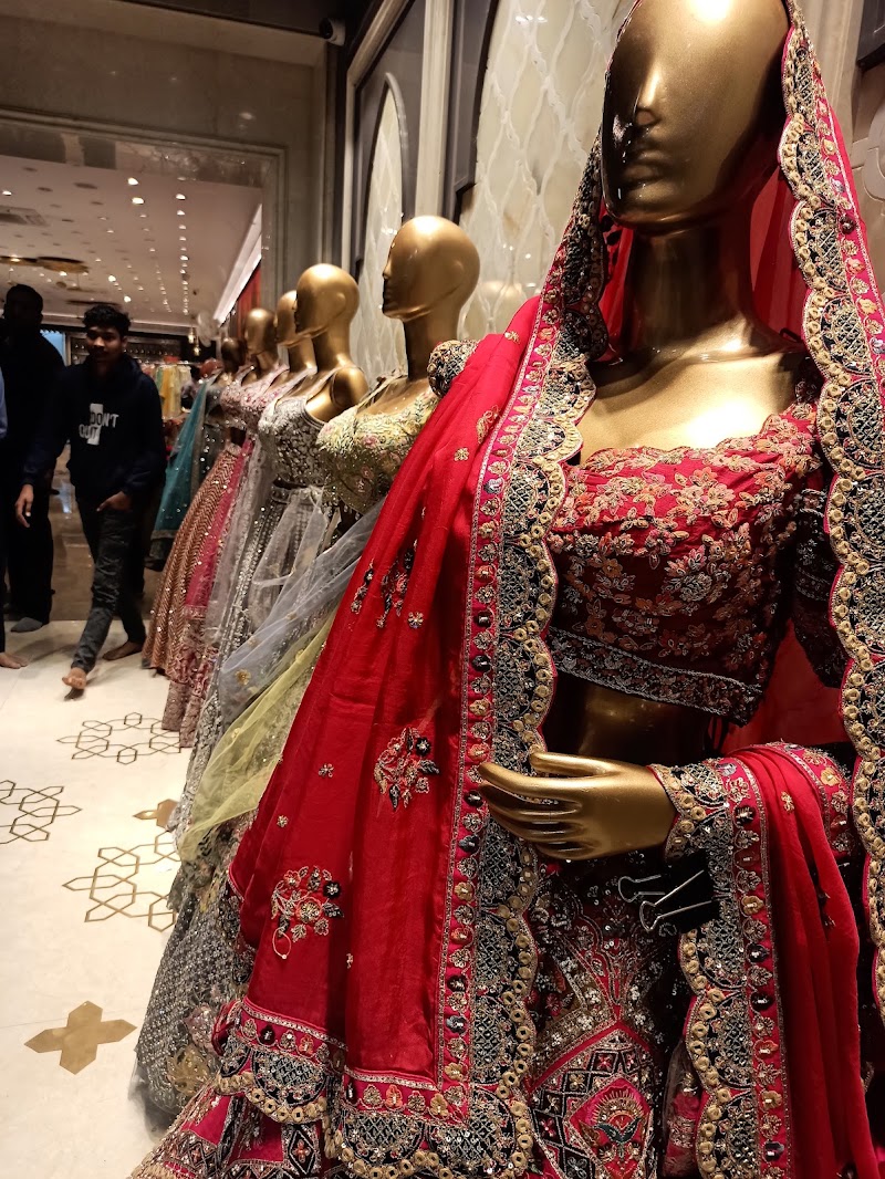 Rajvesh - Rajvesh First Floor, Johari Bazar Rd, above Shop no. 190, Johri Bazar, Bapu Bazar, Biseswarji, Jaipur, Jaipur Nagar Nigam Area, Rajasthan 302003, India