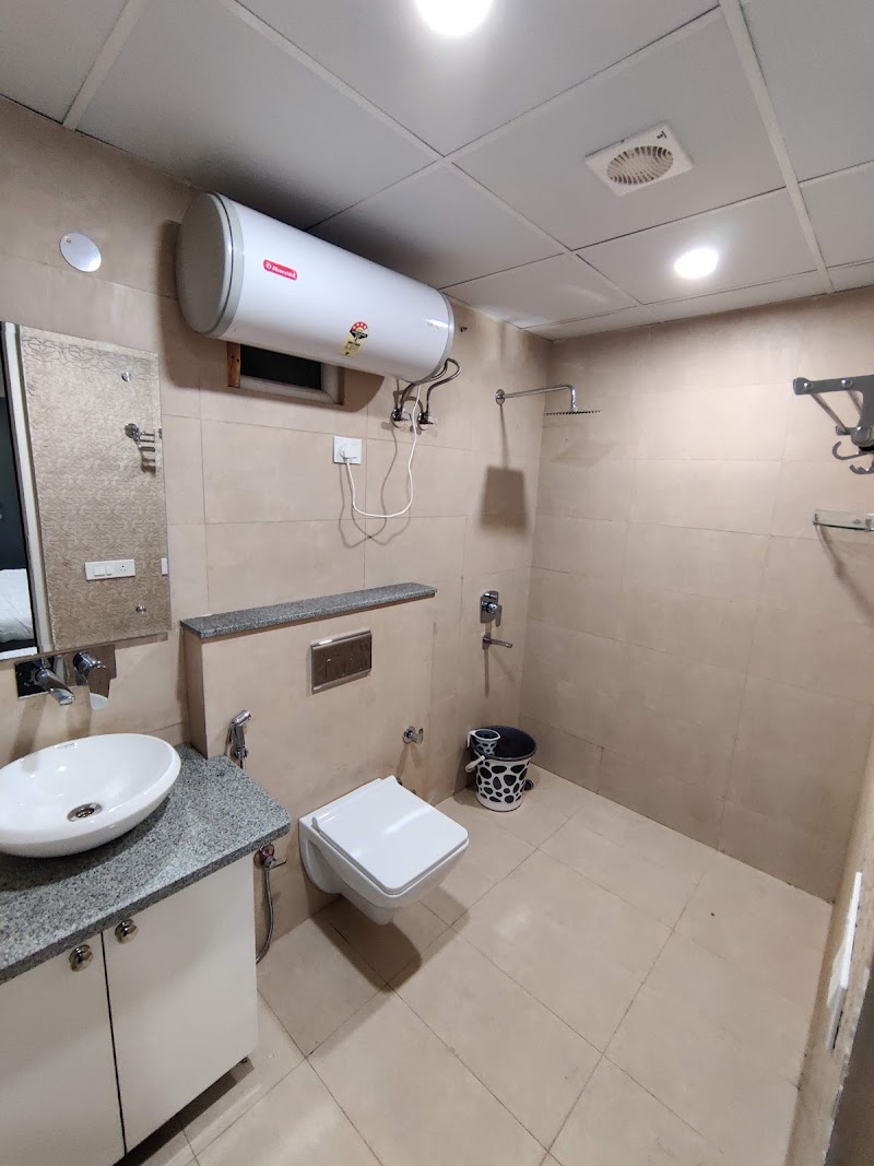 Housr Sector 27 - Housr Sector 27 Plot No.538, behind DLF, Supermart-1, Sector 27, Gurugram, Haryana 122009, India