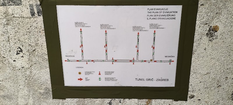 Tunel Grič – Ulaz Radićeva - Tunel Grič – Ulaz Radićeva Ul. Pavla Radića 19, 10000, Zagreb, Croatia