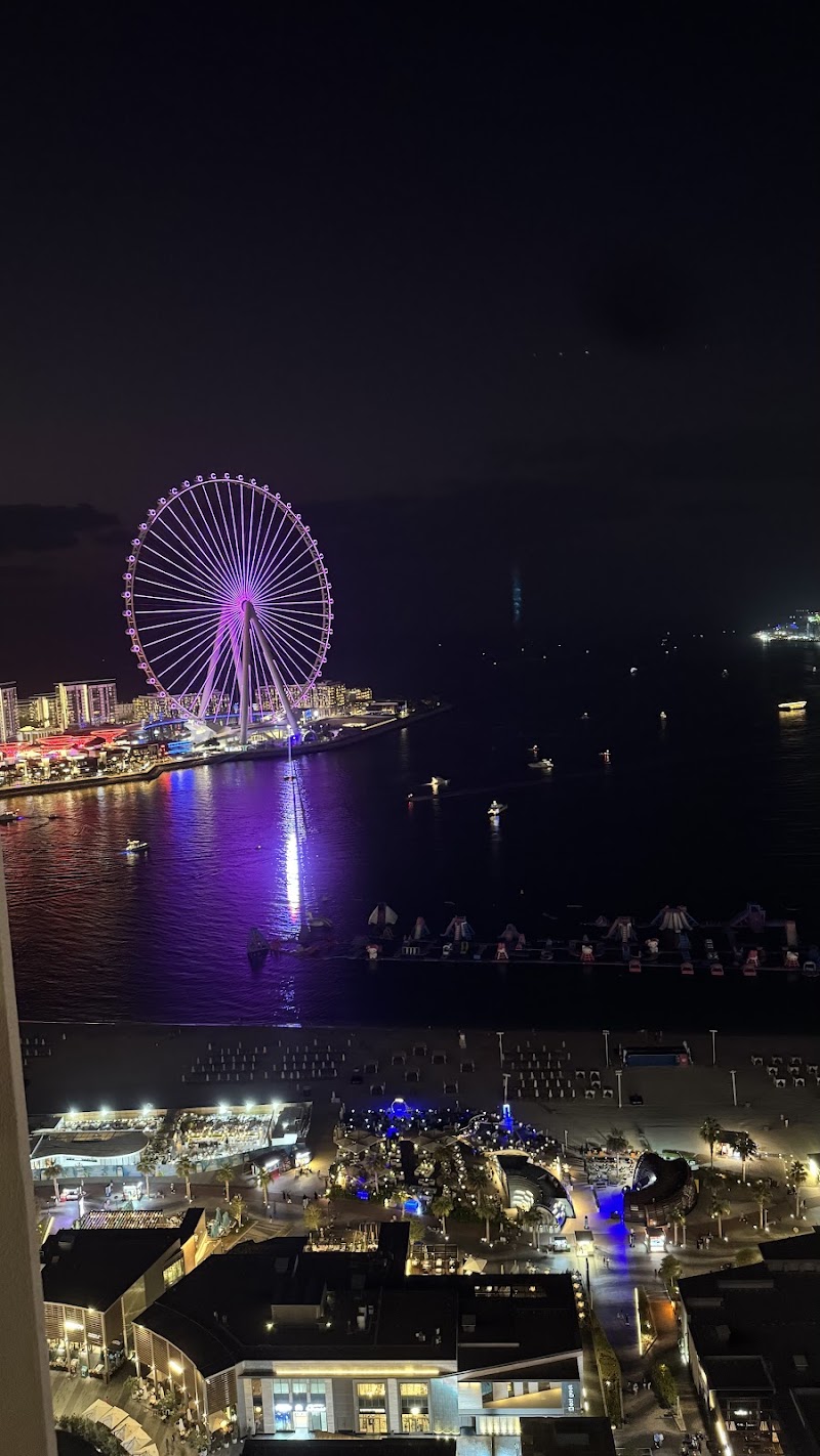 Dubai Sea View Hostel | Palm View