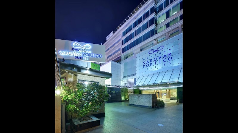 Davanam Sarovar Portico Hotel Suites - Davanam Sarovar Portico Hotel Suites, Davanam Plaza, Hosur Rd, opp. Madiwala Police Station, Sidharata Colony, Santhosapuram, 2nd Block, Koramangala, Bengaluru, Karnataka 560068, India