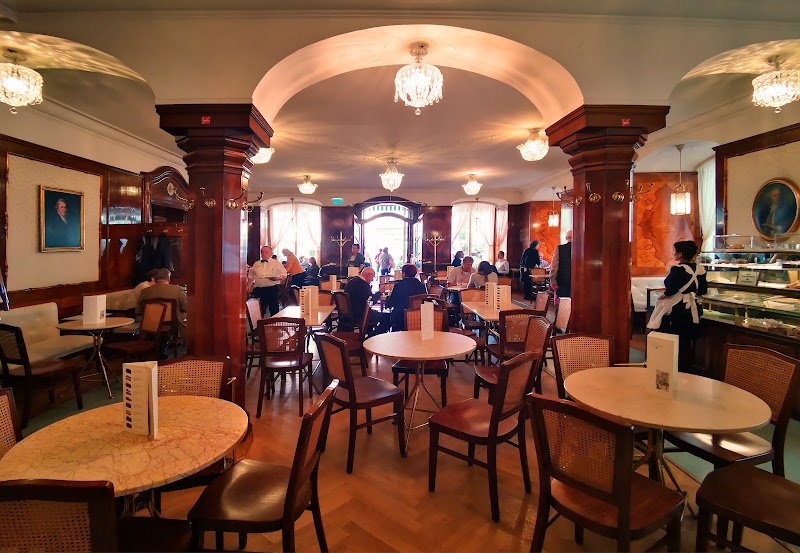 Café Tomaselli - Café Tomaselli, Alter Markt 9, 5020 Salzburg, Austria