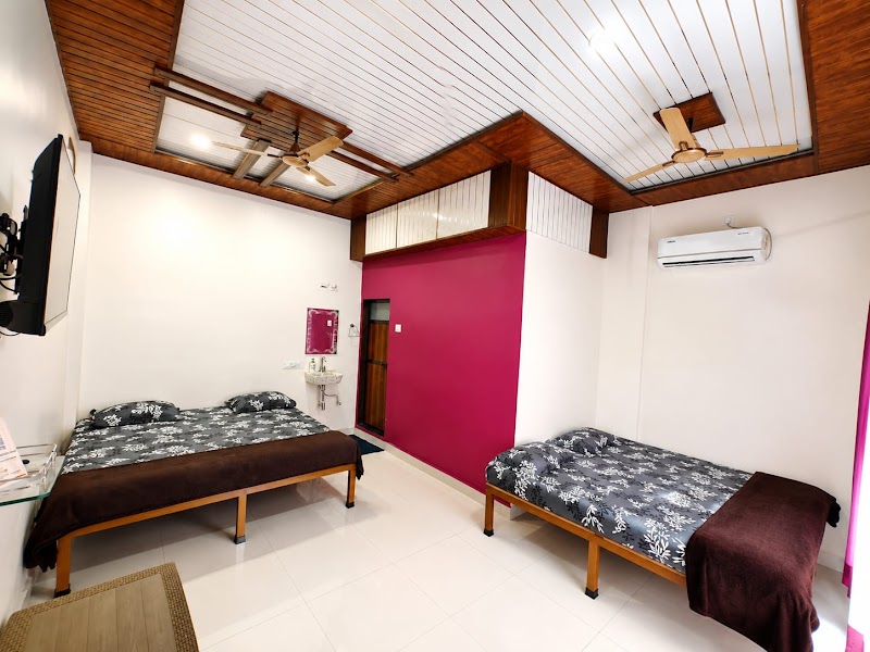 Matheran Ovi Holiday Cottage – Valley View - Matheran Ovi Holiday Cottage – Valley View, Ganesh Mandir Myra Point, Aman Lodge, Indira Gandhi Nagar, Matheran, Maharashtra 410102, India