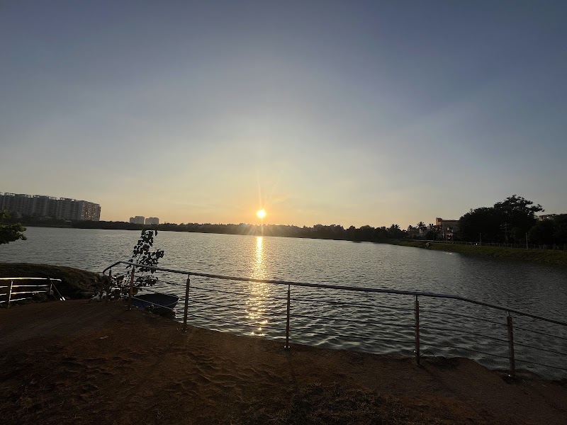 Puttenahalli Lake - Puttenahalli Lake Arekere MICO Layout Main Rd, Puttenahalli, JP Nagar 7th Phase, near MLR Convention Hall, Silver Oak Layout, JP Nagar 7th Phase, J. P. Nagar, Bengaluru, Karnataka 560078, India