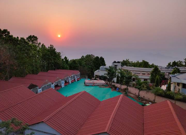 Bhalu Chattan (बगुत पथल) Netarhat - Bhalu Chattan (बगुत पथल) Netarhat F737+H53, Link Rd, Birjiatoli, Range, Jharkhand 835218, India