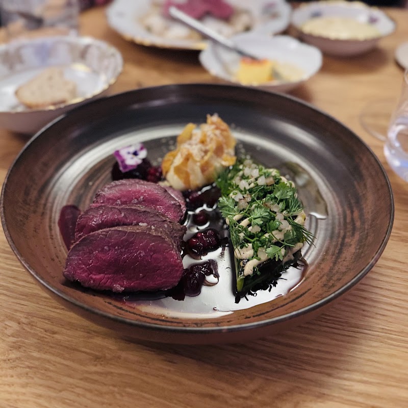 tāst restaurant - tāst restaurant Šporkova 521/5, 118 00 Praha 1-Malá Strana, Czechia