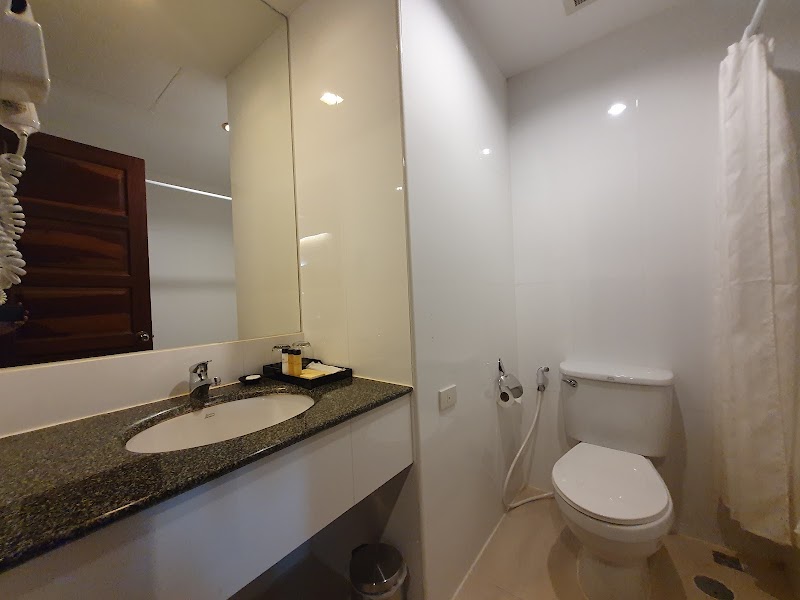 Champasak Grand Hotel - Champasak Grand Hotel, 4R68+CJ2 Mekong Riverside Road, Pakxé, Laos