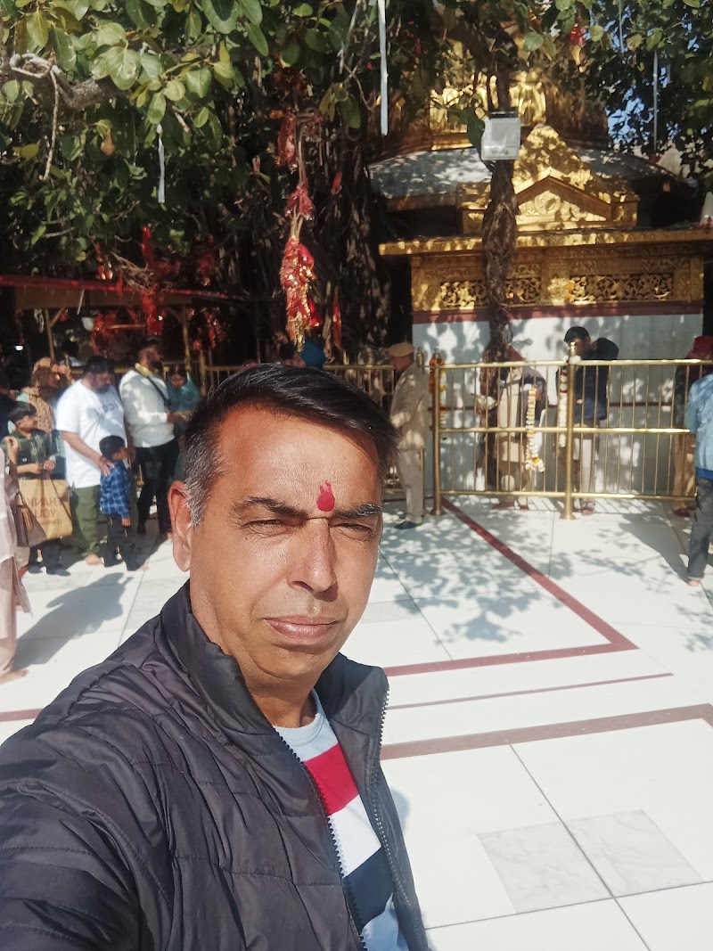 Hotel Royal Inn - Hotel Royal Inn R426+JJQ, Moien, Chintpurni, Himachal Pradesh 177110, India