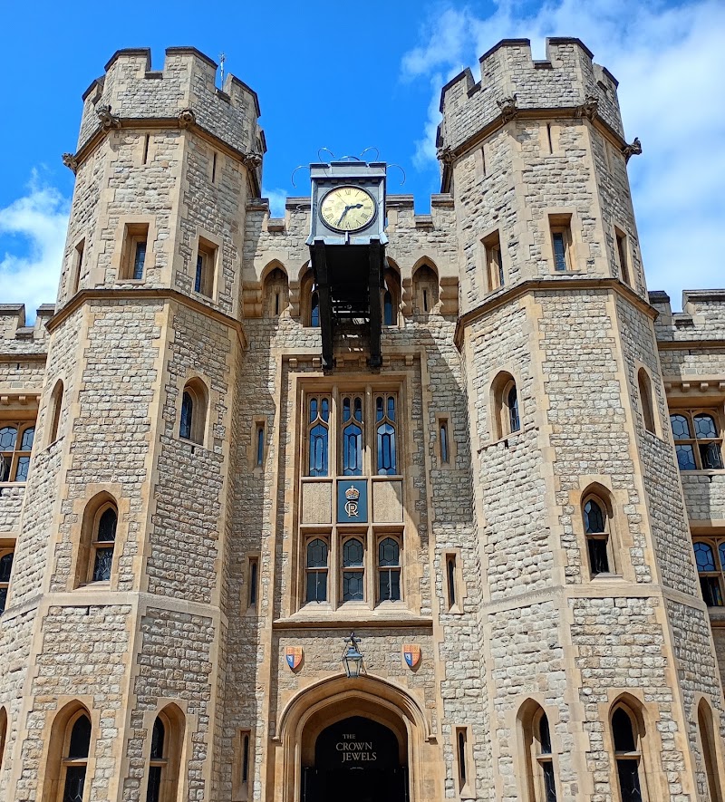 The Crown Jewels - The Crown Jewels Tower of, Tower Hill, London EC3N 4AB, UK