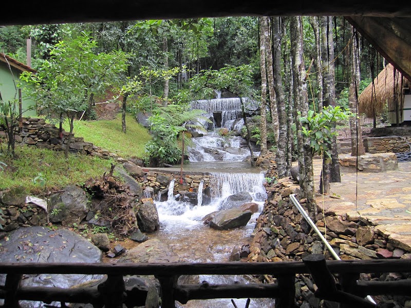 Sakleshpur Stays - Sakleshpur Stays Hanbal Trading Co, Near Tollgate,, WQRF+28M, Mallikarjuna Nagar, B M Road, Sakleshpura, Karnataka 573134, India