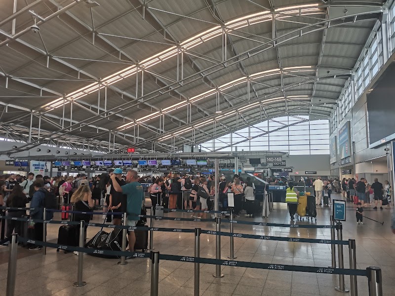 Terminál 1 - Terminál 1, 161 00 Prague-Prague 6, Czechia