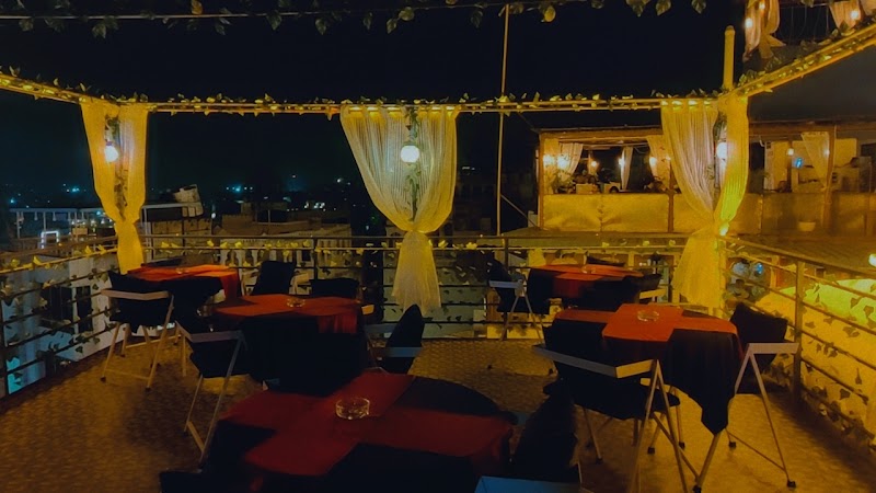The View Lounge - The View Lounge 18, 5th Floor, Gangaur Ghat Marg, behind Jagdish Temple, Old City, Silawatwari, Udaipur, Rajasthan 313004, India