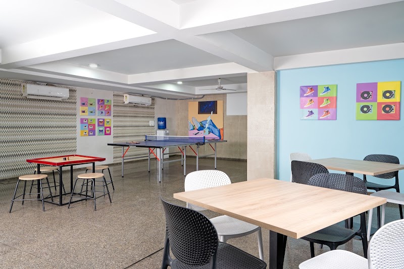 Your space Students Hostel - East of Kailash D150 - Your space Students Hostel - East of Kailash D150 No. D150, Raja Dhirsain Marg, near Bellus, D Block, East of Kailash, New Delhi, Delhi 110065, India