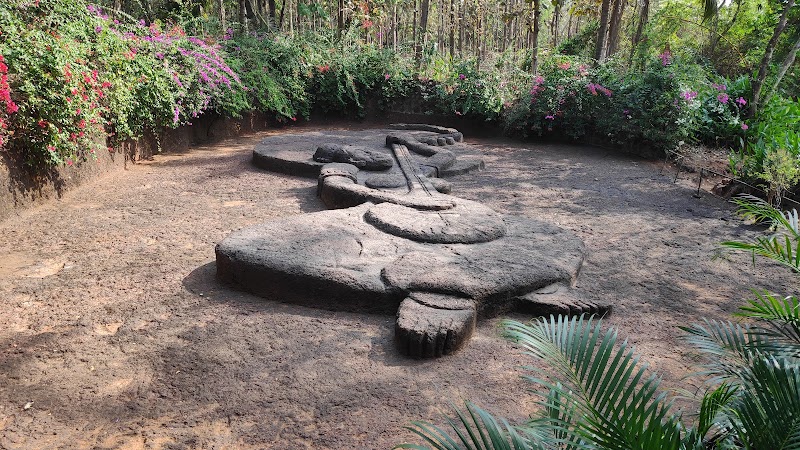 Big Foot Goa - Big Foot Goa Cross Museum, Main Road, Salcete District, Loutolim, Rasaain, Goa 403718, India