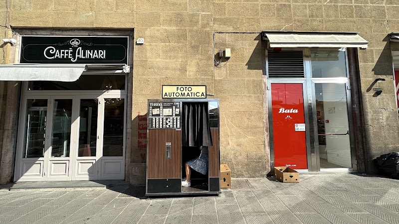 Fotoautomatica - Fotoautomatica, Largo Fratelli Alinari, 50123 Firenze FI, Italy