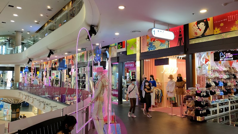 Terminal 21 Asok - Terminal 21 Asok 88 Soi Sukhumvit 19, Khwaeng Khlong Toei Nuea, Watthana, Krung Thep Maha Nakhon 10110, Thailand