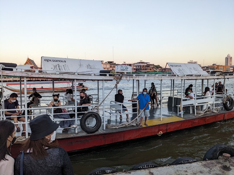 Wat Arun Ferry Pier - Wat Arun Ferry Pier, 34 Thanon Wang Doem, Khwaeng Wat Arun, Khet Bangkok Yai, Krung Thep Maha Nakhon 10600, Thailand