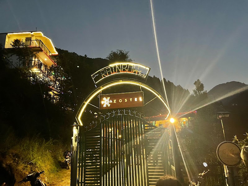 Zostel Plus Mussoorie (Kempty)