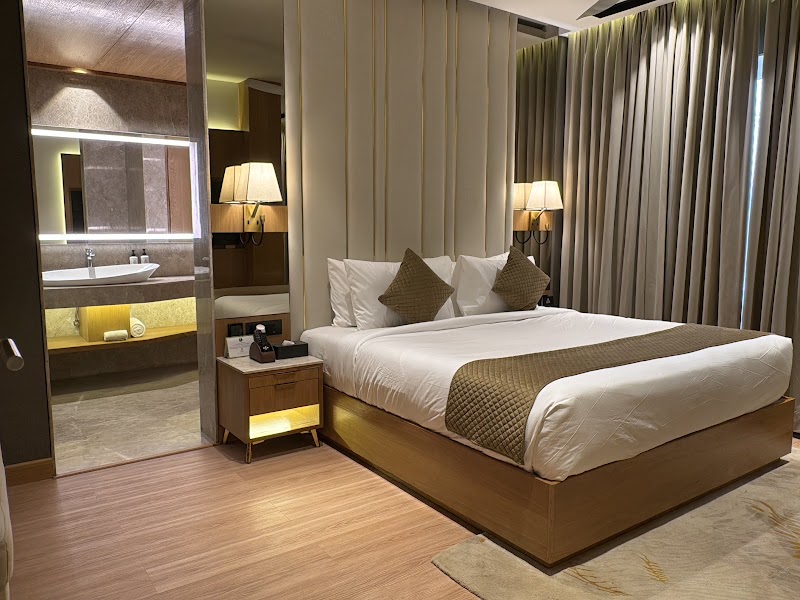 Grand Imperia hotel - Grand Imperia hotel VIP Rd, Vishal Nagar, Raipur, Chhattisgarh 492006, India