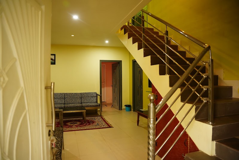 Aris Villa (mandarin Holidays) - Aris Villa (mandarin Holidays) Building Soceity, 6/93-2A, 2nd Cross Street, Kodaikanal, Tamil Nadu 624101, India