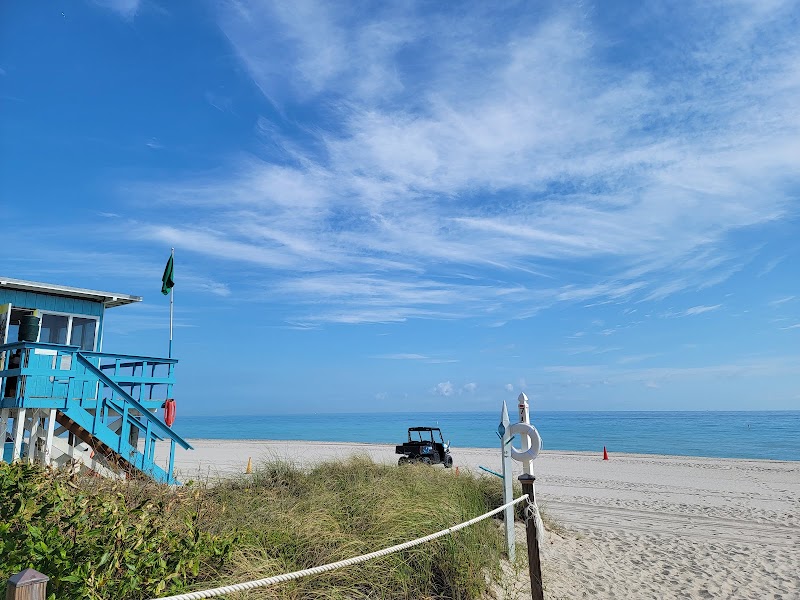 Surfside Walking Path - Surfside Walking Path VVMH+6M, Atlantic Way, Surfside, FL 33154, USA