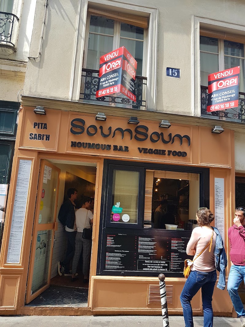 Saint-Paul - Saint-Paul Rue Saint-Antoine, 75004 Paris, France