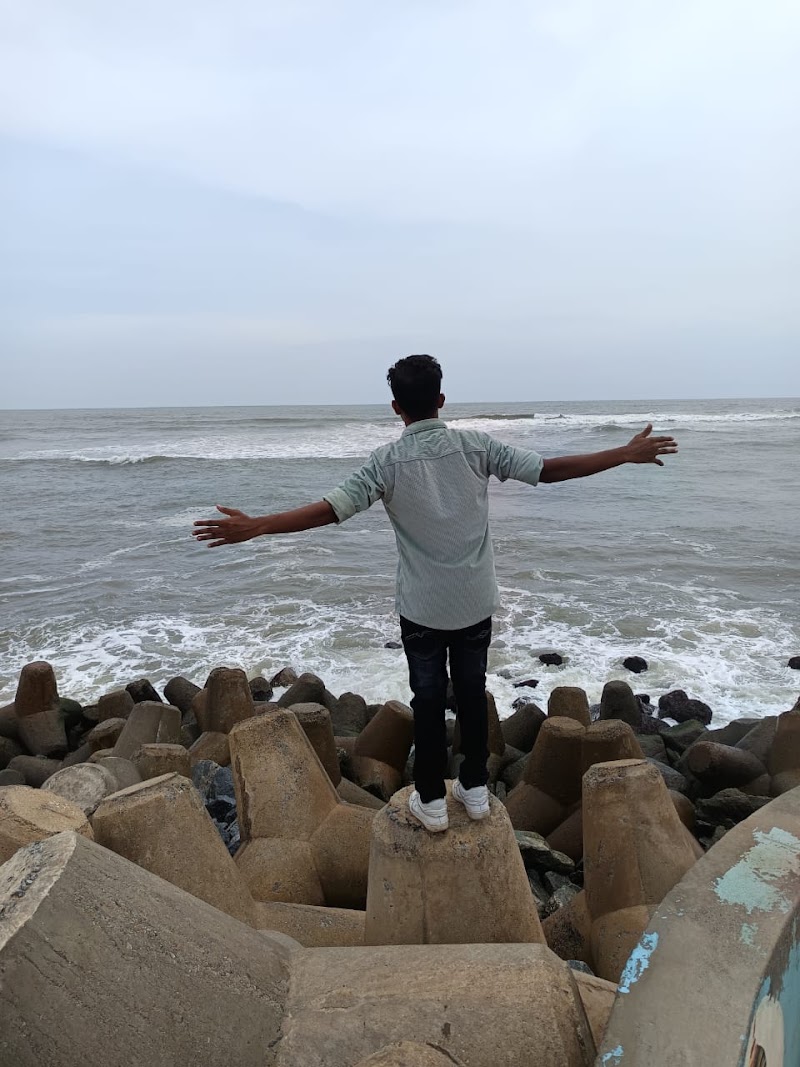 Kodi Sea Walk Viewpoint - Kodi Sea Walk Viewpoint JMJ7+8RG, Kodi Beach Rd, Karnataka 576217, India