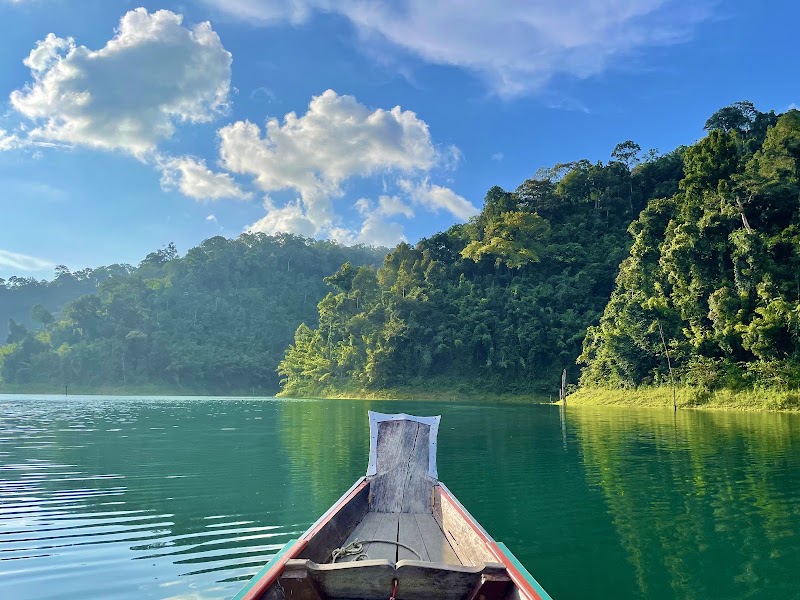 Cheow Lan Lake - Cheow Lan Lake, Khao Phang, Ban Ta Khun District, Surat Thani 84230, Thailand