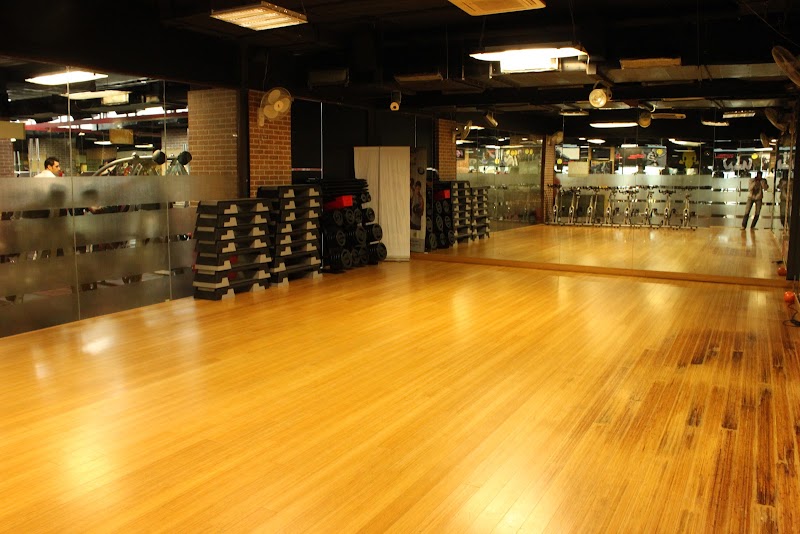 Gold's Gym - Gold's Gym, 127/1A, Server Space, A.G.Technology Park, Sarjaa Rd, Sanewadi, Aundh, Sahil Park, Sanewadi, Aundh, Pune, Maharashtra 411067, India