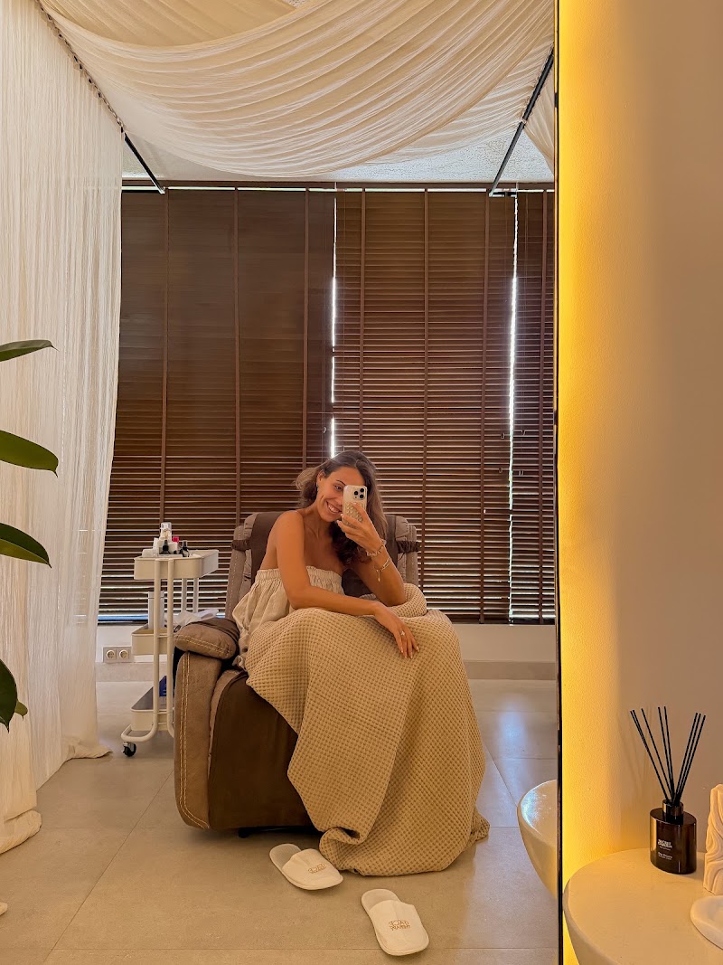 Face Therapy Spa, Pererenan – Massage & Wellness - Face Therapy Spa, Pererenan – Massage & Wellness 84XF+QJP, Jl. Tukad Pingai, Pererenan, Canggu, Kec. Mengwi, Kabupaten Badung, Bali 80351, Indonesia