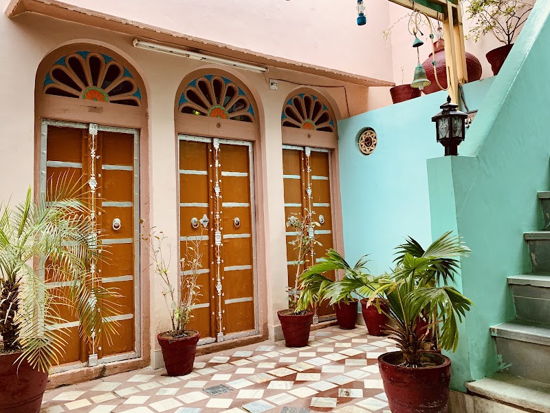 Tanisha Heritage Haweli - Tanisha Heritage Haweli, Aasaniyon Ka Chowk, near Rampuria Havelli, Joshiwara, Old Bikaner, Bikaner, Rajasthan 334001, India
