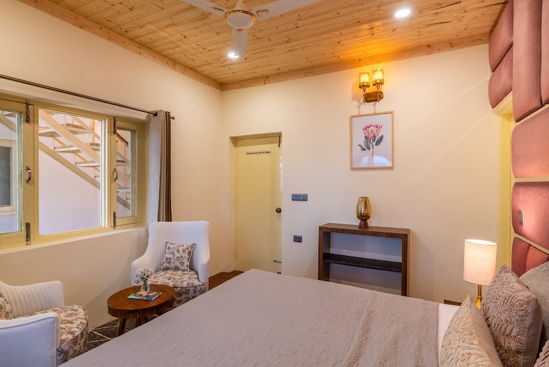 StayVista at Cloudview Villa - StayVista at Cloudview Villa Bulhat Village, Mussorie Range, Mussoorie, Uttarakhand 248179, India