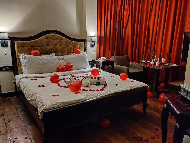 Summit Swiss Heritage Resort & Spa, Darjeeling - Summit Swiss Heritage Resort & Spa, Darjeeling 15/9A, Gandhi Rd, near Circuit House, Limbugaon, Darjeeling, West Bengal 734101, India