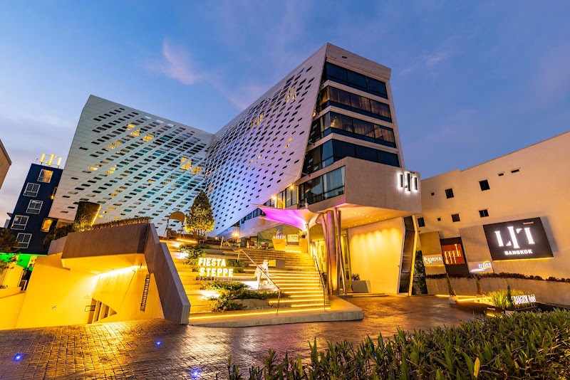LiT BANGKOK Hotel