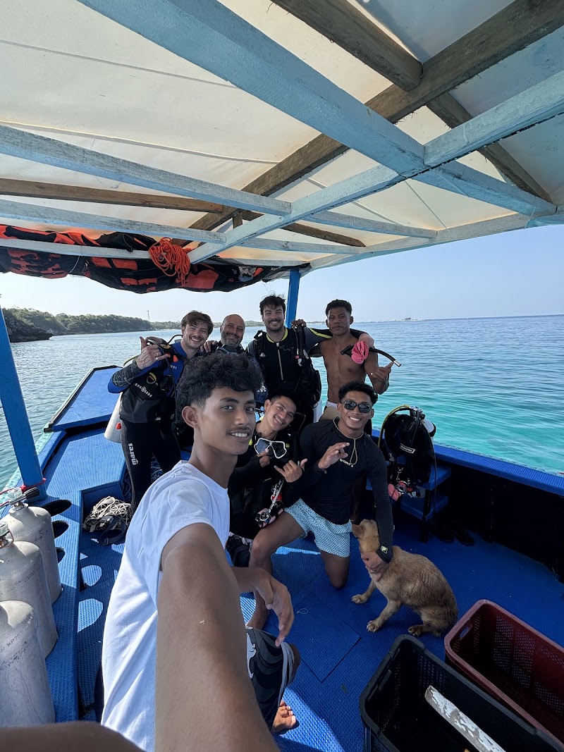 Lighthouse Scuba Diving - Lighthouse Scuba Diving, Logon Beach Daanbantayan Logon, Daanbantayan, 6013 Cebu, Philippines