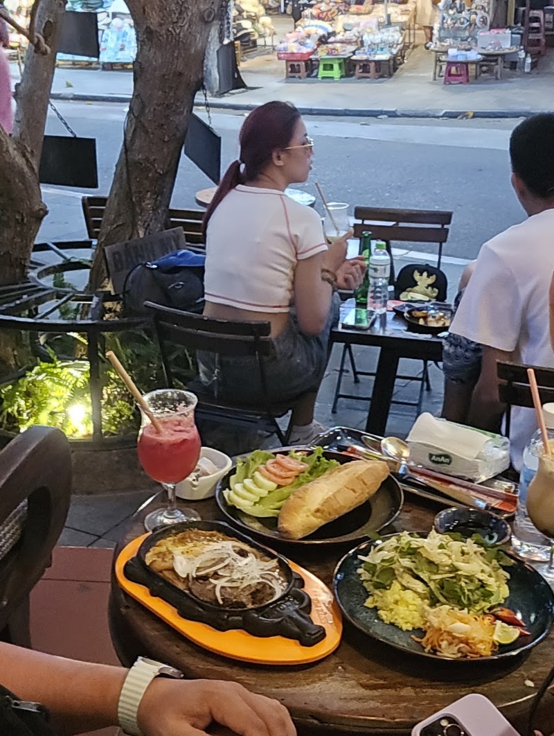 Hoi An - Hoi An V8FM+J7C, Cầu, Hội An, Đà Nẵng, Vietnam