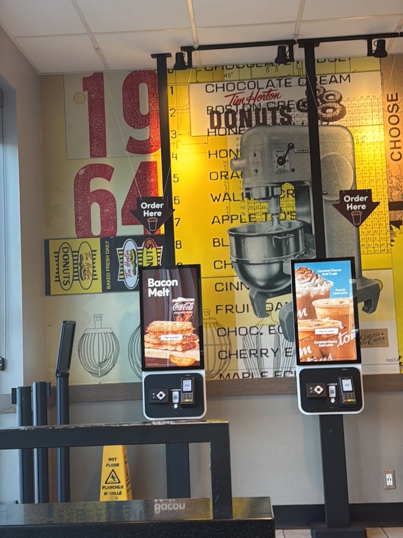 Tim Hortons - Tim Hortons 2680 Blanshard St Unit 3 Unit 3, Victoria, BC V8T 5E1, Canada