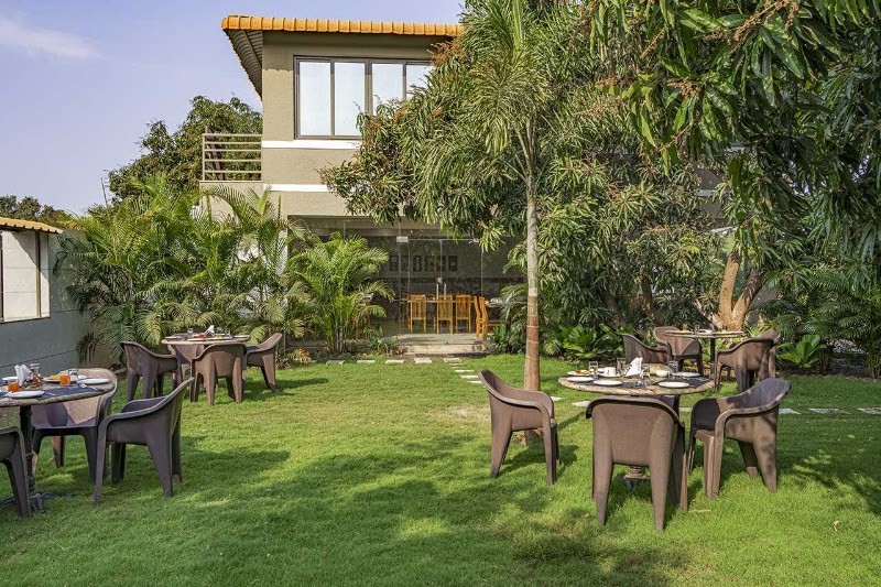 Sterling Gir - Sterling Gir, Rudra Resort Rd, near Hiran River, Chitrod, Sasan Gir, Gujarat 362135, India
