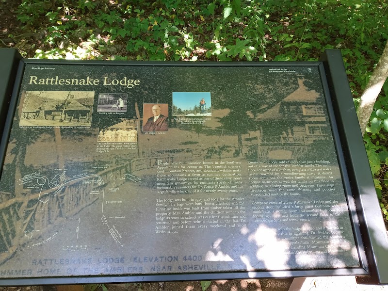 Bull Gap Trailhead - Rattlesnake Lodge Trail - Bull Gap Trailhead - Rattlesnake Lodge Trail 667 State Rd 2109, Weaverville, NC 28787, USA