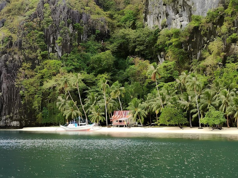 Nacpan Smal Beach - Nacpan Smal Beach, 8C59+99H, El Nido, Palawan, Philippines