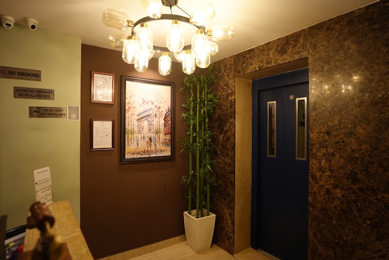 Silkhouse Premier Hotel - Silkhouse Premier Hotel 5th floor, Besides Harilal's sweets, KV complex, Bailey Rd, RPS More, Kaliket Nagar, Patna, Bihar 801503, India