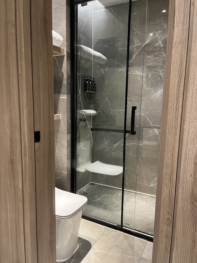 Naive S Hotel - Naive S Hotel China, Shen Zhen Shi, Nan Shan Qu, Yue Hai Jie Dao, Nanyou, Chuang Ye Lu, 82号社区 CN Guangdong 深圳 南商路 邮政编码: 518000