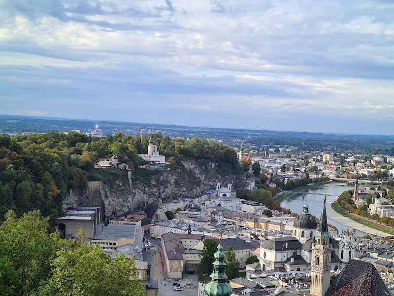 Mönchsbergviertel - Mönchsbergviertel, Doktor-Herbert-Klein-Weg, 5020 Salzburg, Austria