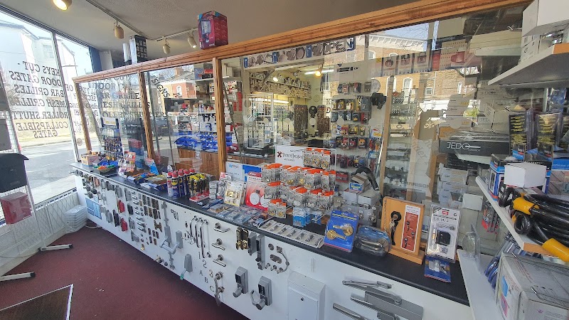 Barrys Locks Ltd - Barrys Locks Ltd, 174 Southgate Rd, London N1 3HX, UK