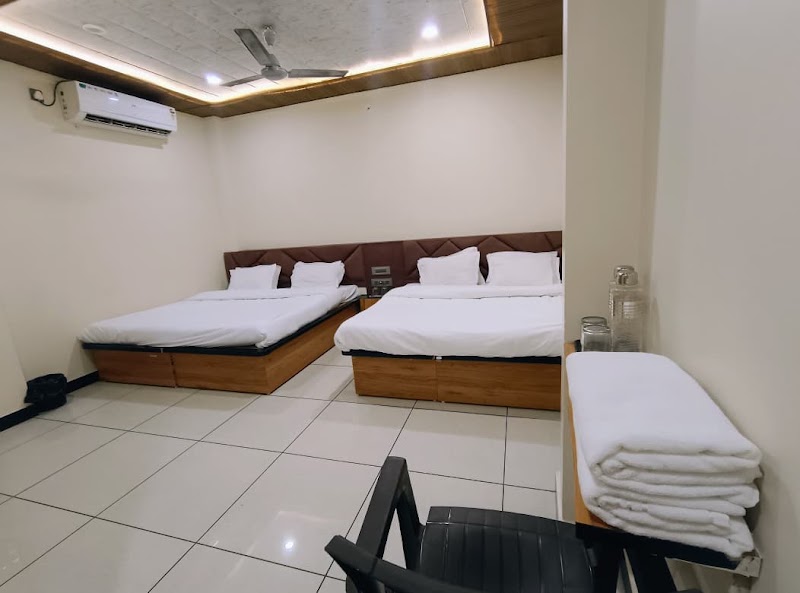 Hotel Shree Anadi Palace - Hotel Shree Anadi Palace 14, Suraj Nagar, Ujjain, Madhya Pradesh 456006, India