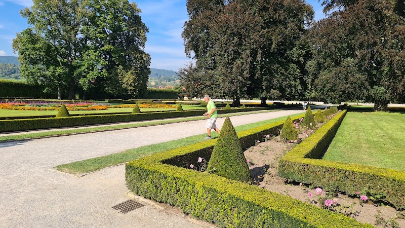 The Castle Garden - The Castle Garden Zámek 59, Latrán 381 01, 1 Český Krumlov 1, Czechia